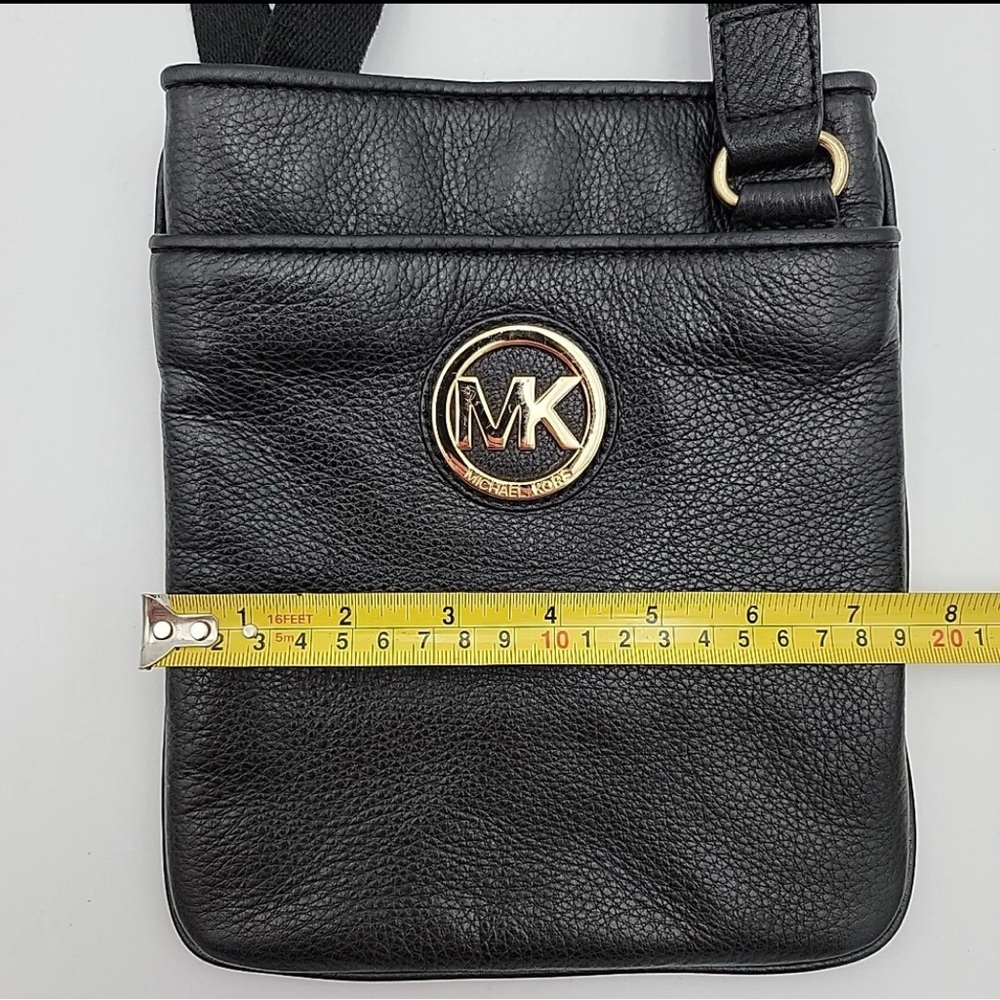 Michael Kors Black Crossbody‎ Bag with Gold Logo - Picture 10 of 12